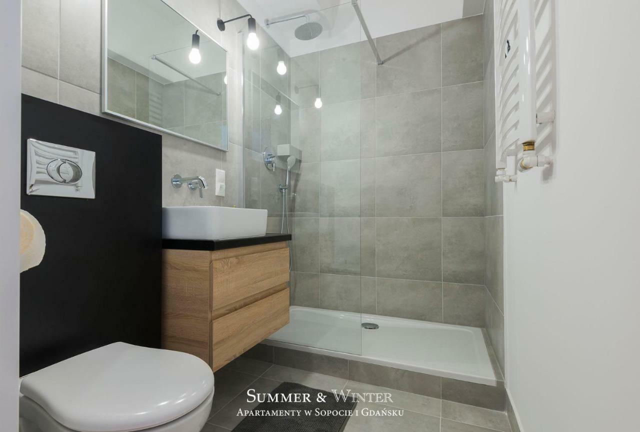 Family Luxury Green Apartment 1-6, 2 Sypialnie I Studio, 52 M2 Gdansk Exterior photo